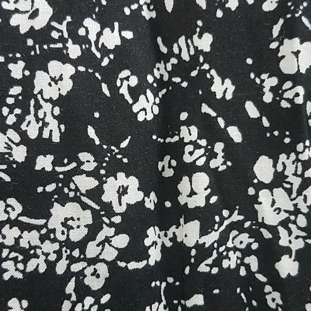 Poppy Long Sleeves Floral Dress - Picture 8 of 8